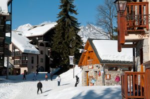 oz-en-oisans-station_credit-ot-oz-en-oisans